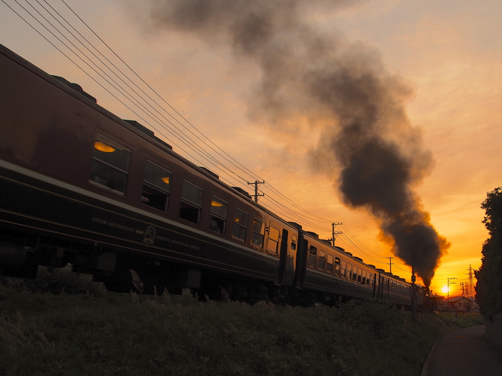 Sunset Locomotive