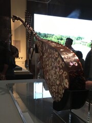 正倉院御物　螺鈿紫檀五絃琵琶