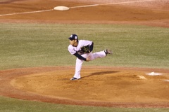 神宮球場   小川　２９