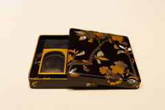 桜蒔絵硯箱　江戸時代