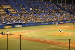 神宮球場    　巨人　岡本　vs　ヤクルト　小川