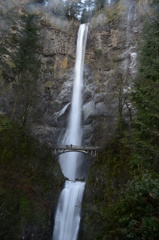 オレゴン州　マルトノマの滝