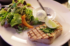 マグロのステーキ