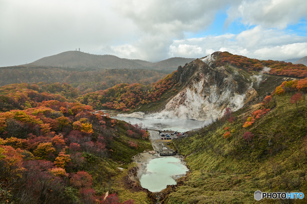 大湯沼の紅葉１