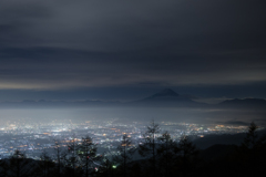 夜明け前