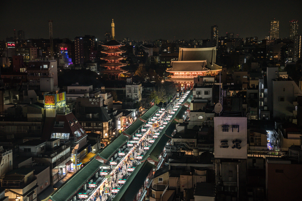 仲見世夜景