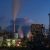 工場夜景と富士山