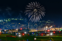 空港と猪名川花火