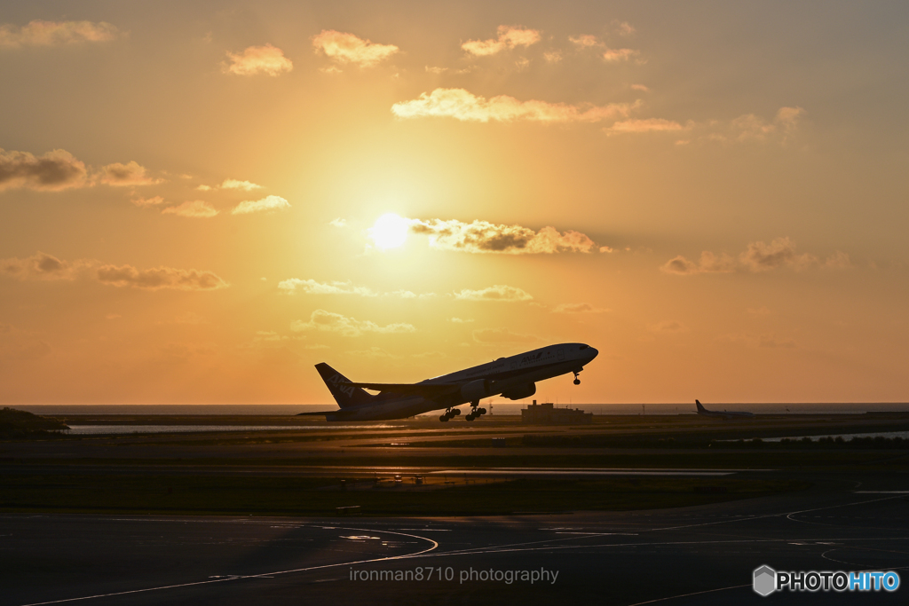 夕日と那覇空港④