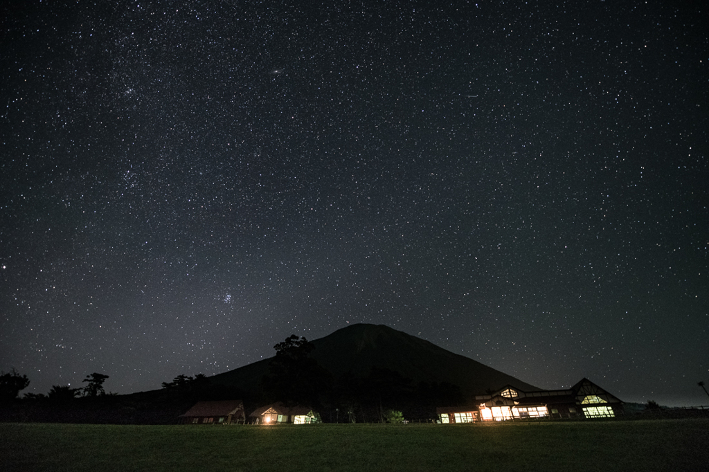 夏の大山　星景