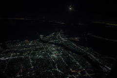 飛行機の窓から〜和歌山の夜景〜