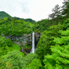 新緑・華厳の滝