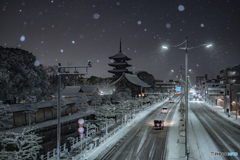 雪夜の東寺