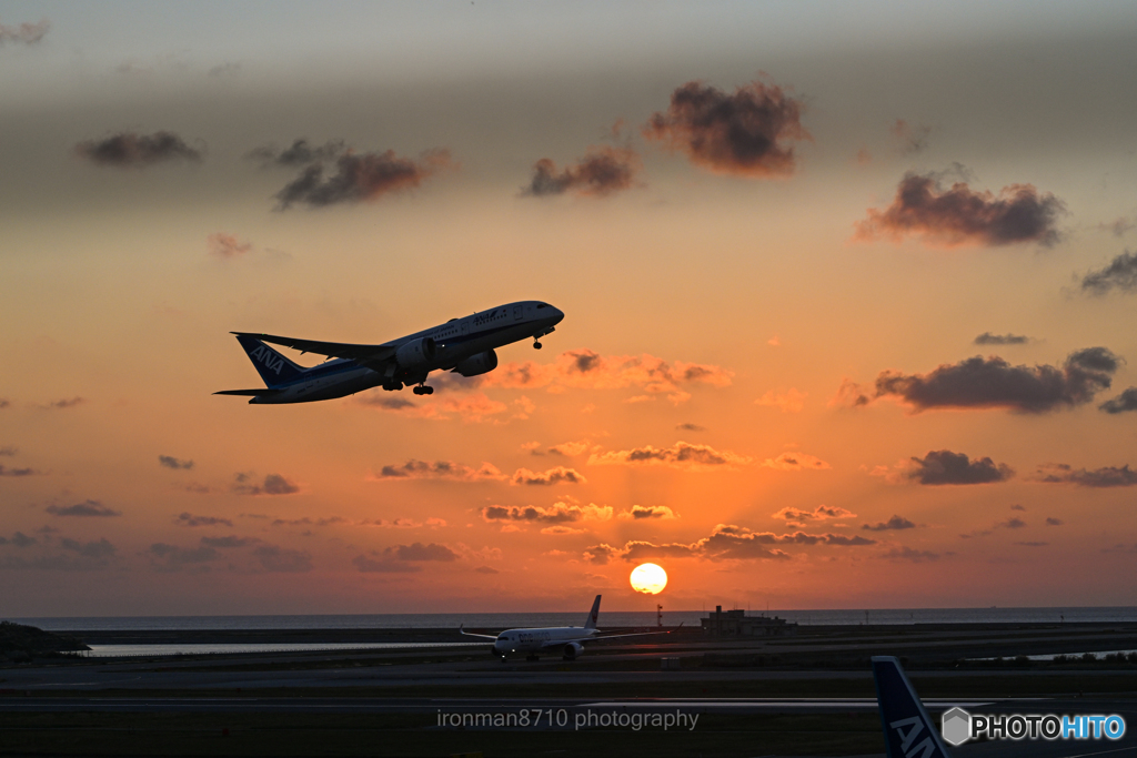 夕日と那覇空港②