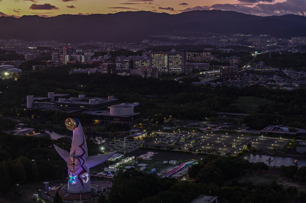 太陽の塔