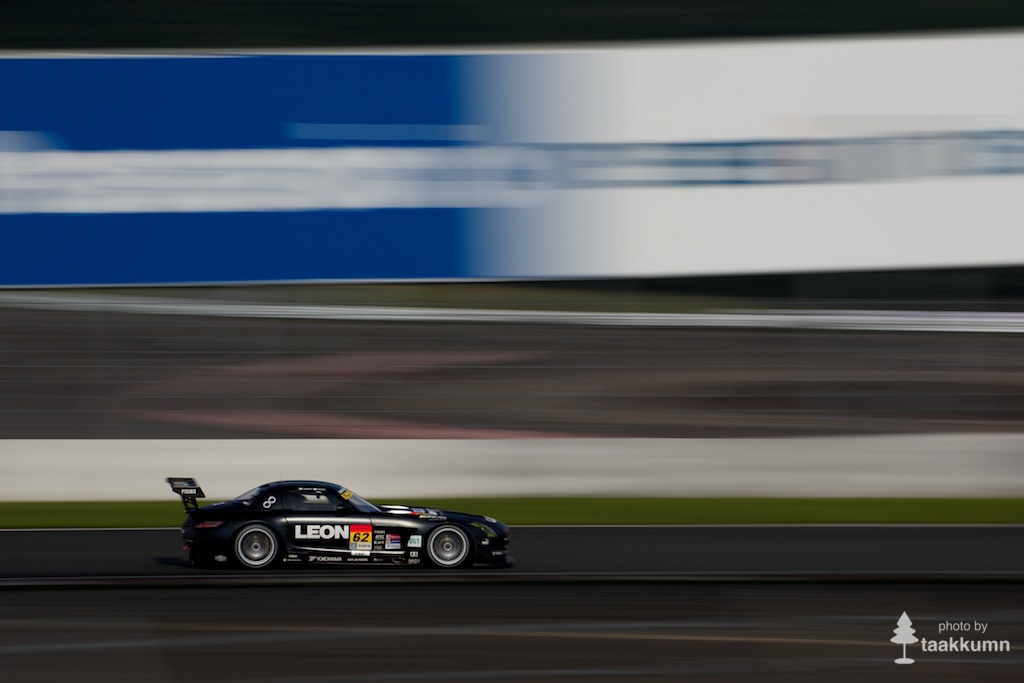 #62 MERCEDES-BENZ SLS AMG GT3