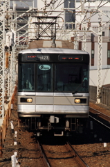 日比谷03系