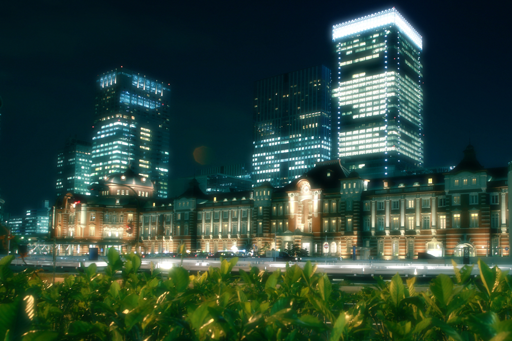 東京駅前