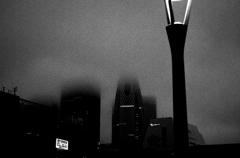 Tokyo844-新宿 『靄』