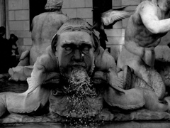 ROMA『ムーア人の噴水』