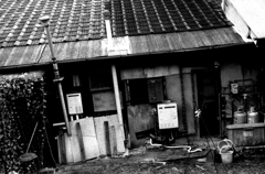 Hiroshima23-尾道『民家の裏庭』
