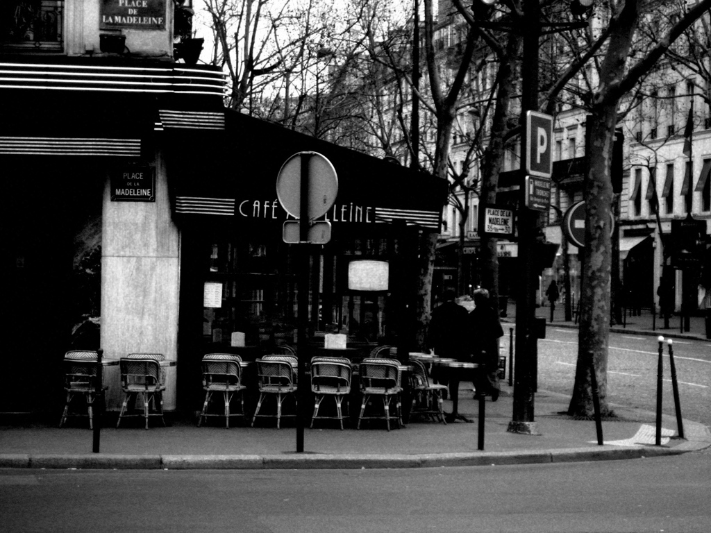 PARIS『街角』