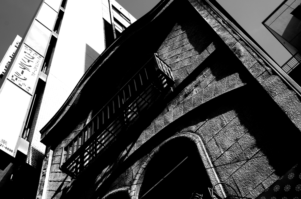 Tokyo610-神田 『architecture』