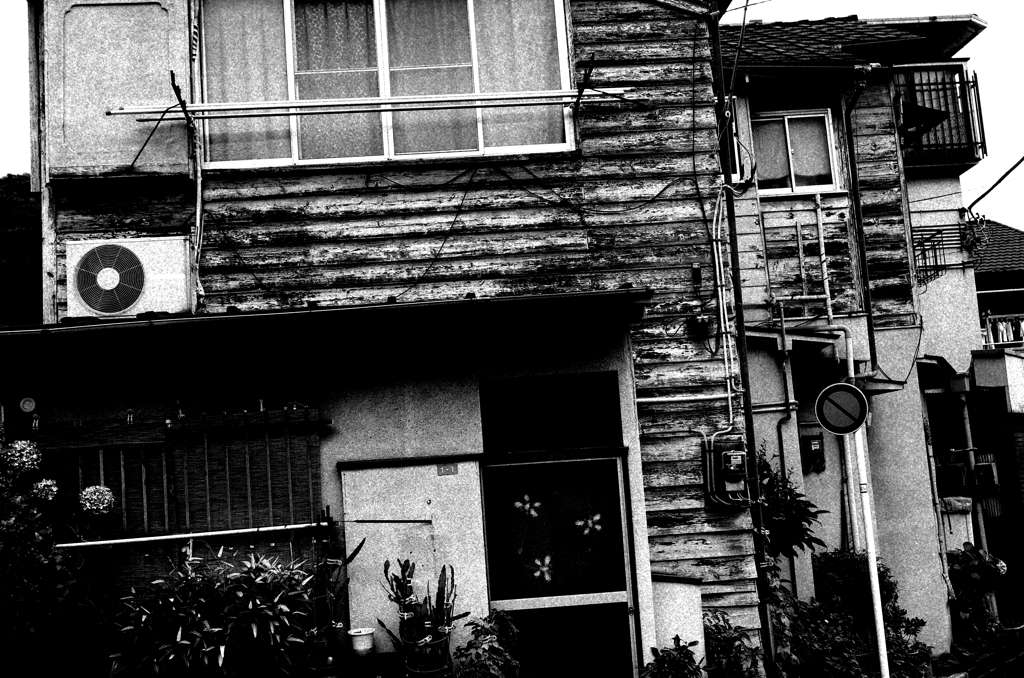 Tokyo754-本郷 『木造家屋』