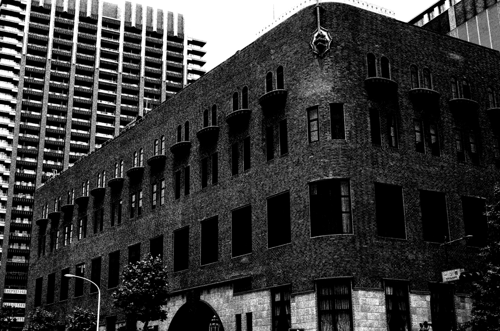Tokyo672-一ツ橋 『学士会館　since1928』