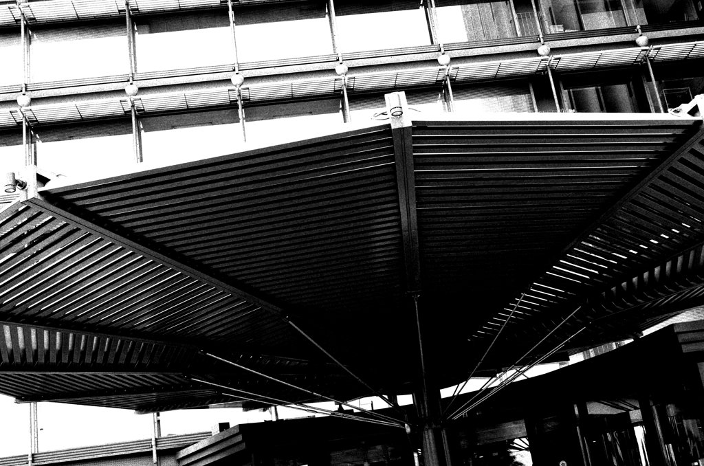 Tokyo668-一ツ橋 『毎日新聞本社』