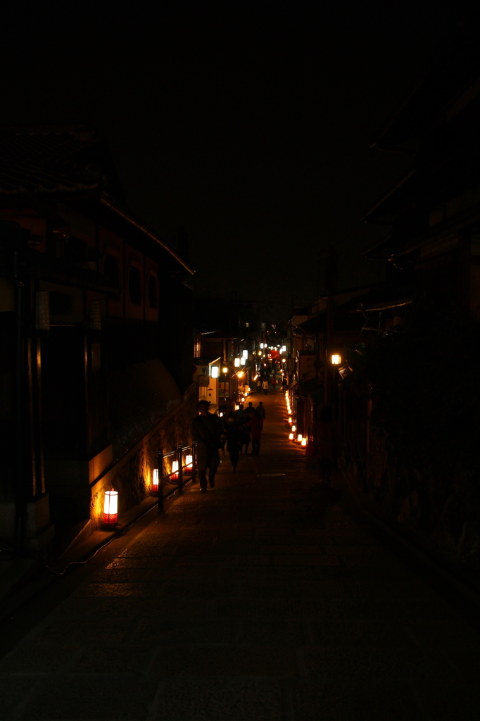 東山花灯路