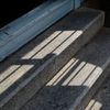 階段　光射す
