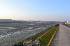 川