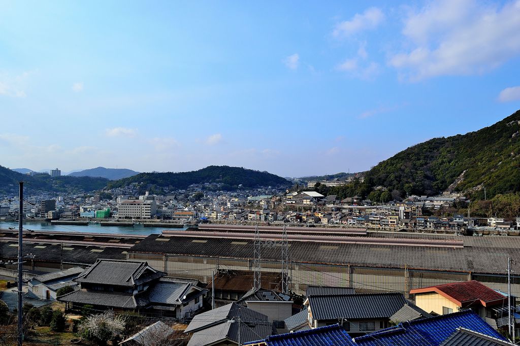 向島　尾道大橋から尾道をのぞむ