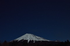 真夜中の富士山