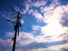 空と電柱