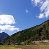 但馬路を往く