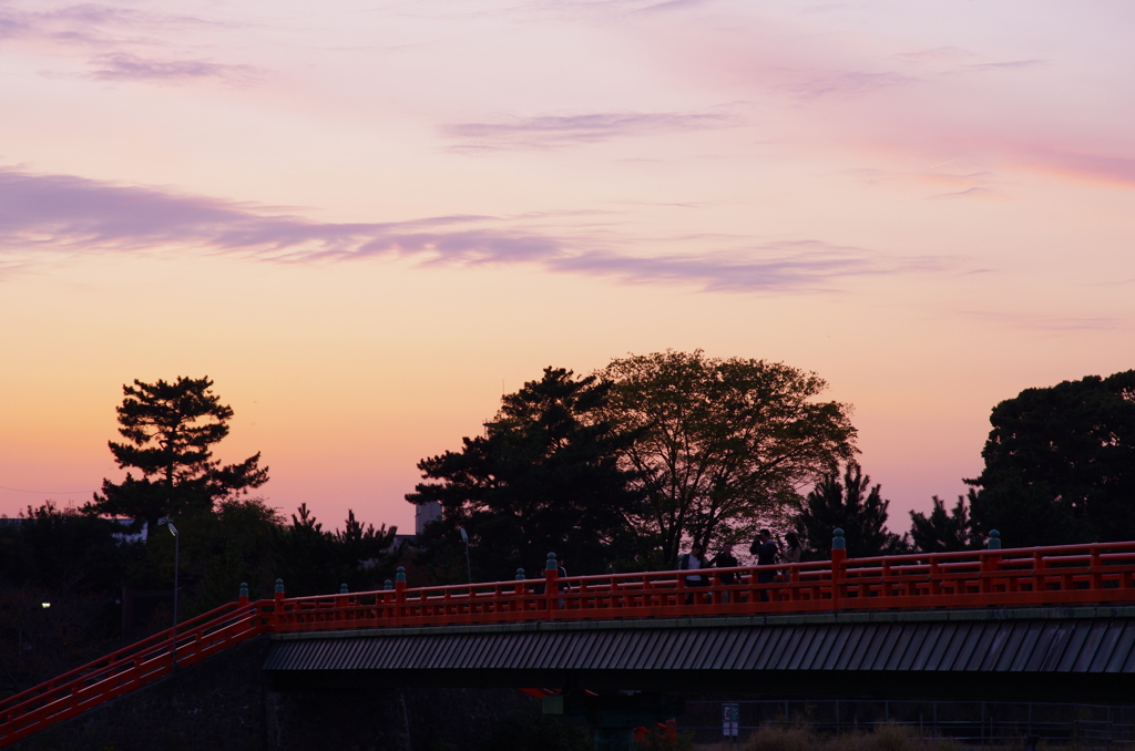 宇治の夕暮れ