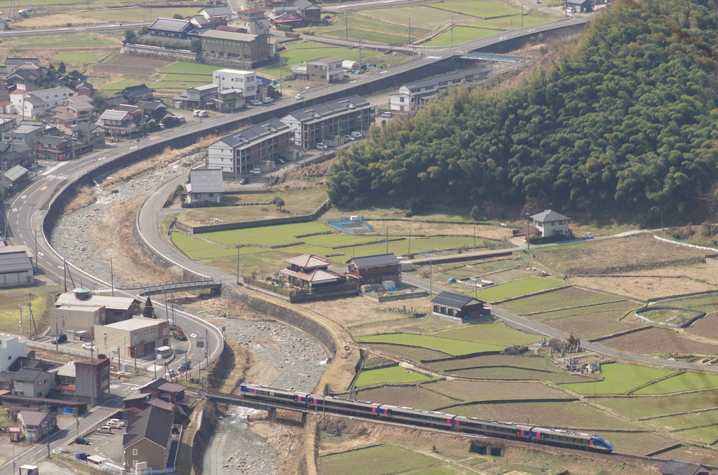 春よ、来い
