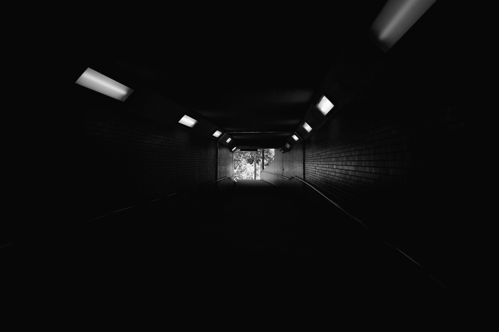 ＥＸＩＴ