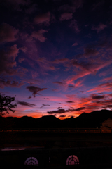 夕涼みと茜空