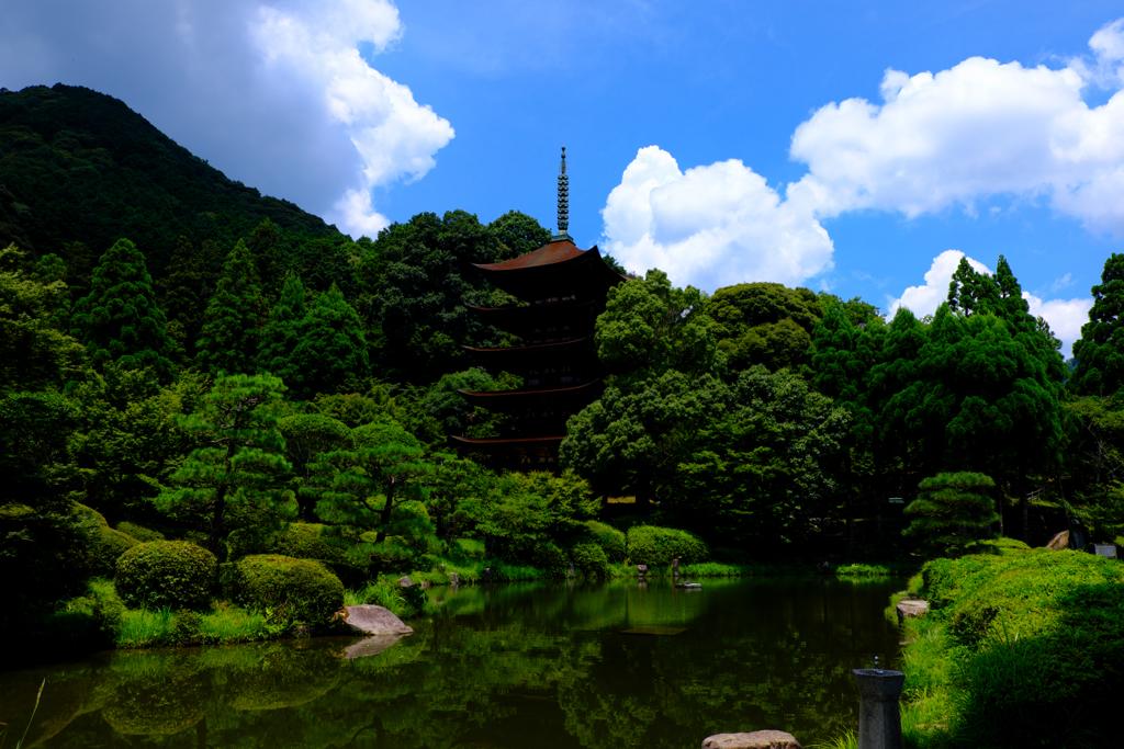 夏空と瑠璃光寺