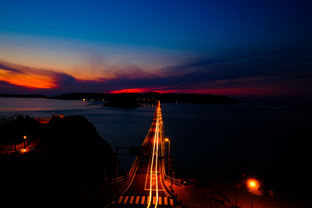 sunset　bridge