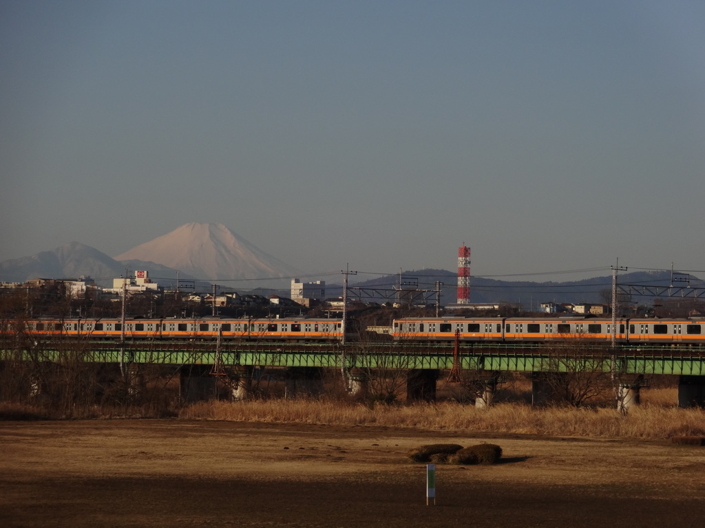 中央線と富士山①