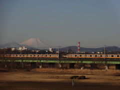 中央線と富士山①