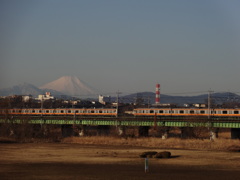 中央線と富士山①