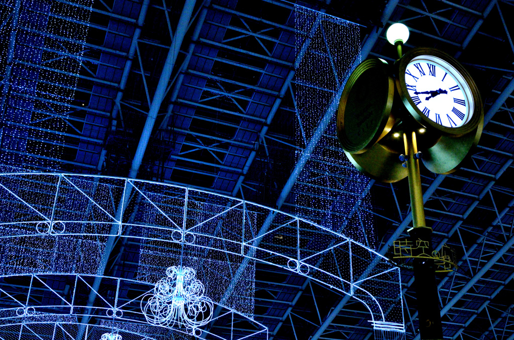 JR Osaka Station "Twilight Fantasy"