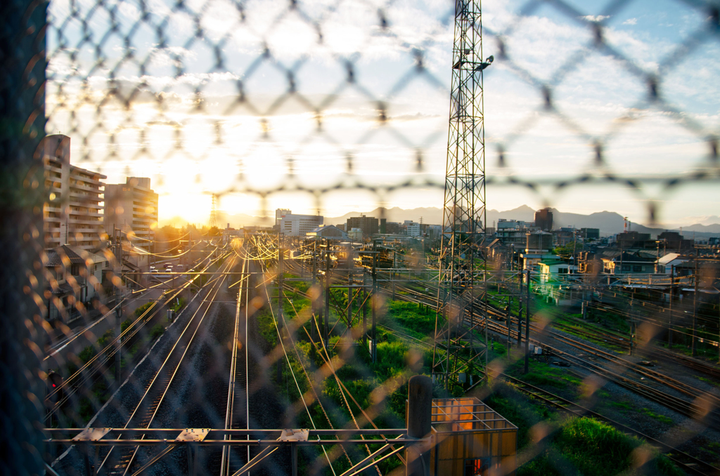 夕暮れの鉄道