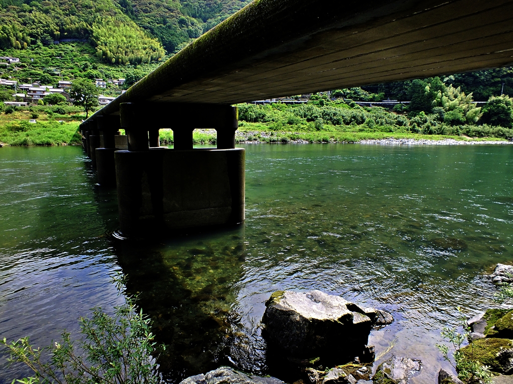 仁淀川に架かる沈下橋　北歸行７