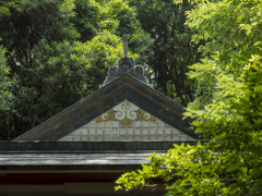 原始林の島　春日神社拝殿 II